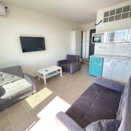 Club Panorama Studio - Pool, Garden Apartment Alsoors Luaran gambar